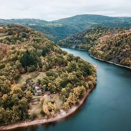 Private Estate With 3 Houses, Sauna & Hot-tub