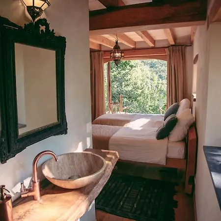 Private Estate With 3 Houses, Sauna & Hot-tub Holiday home *
