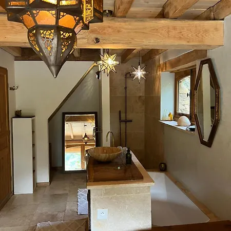 Holiday home Private Estate With 3 Houses, Sauna & Hot-tub *